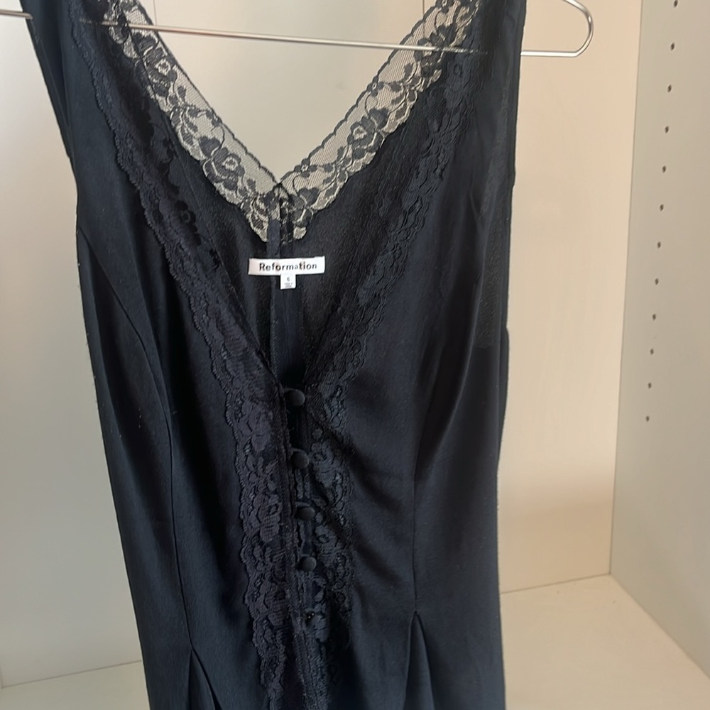 Reformation Cristina Top / Black / Size 6 - Picture 5 of 7